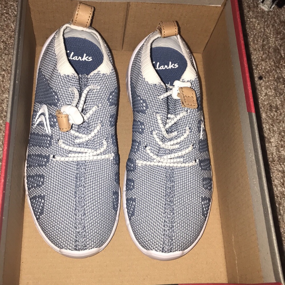 Clark’s Toddler Sneakers 10.5 M